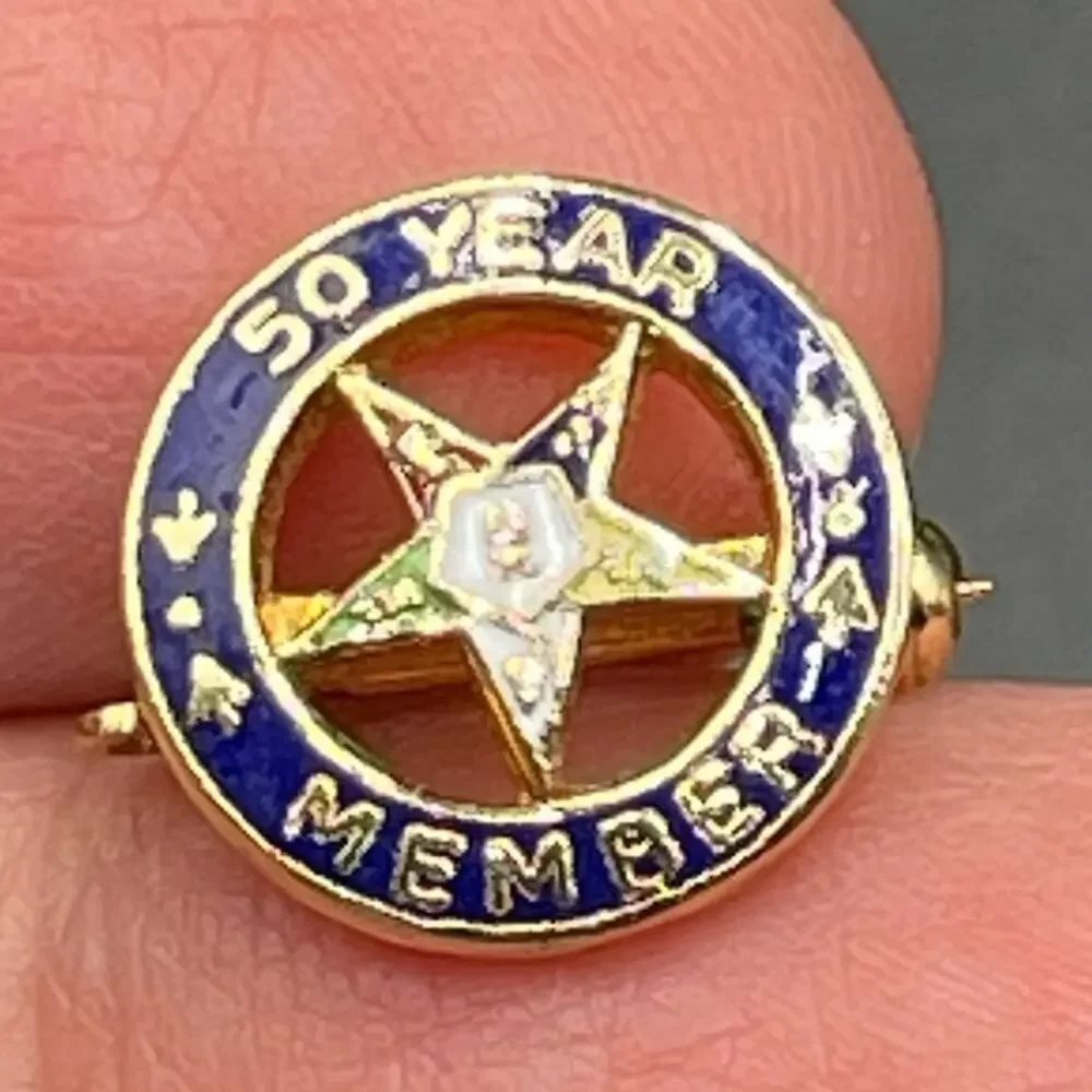 Order of the Eastern Star Lapel Pin 50 Year Member Vtg Gold Tone 1/2
